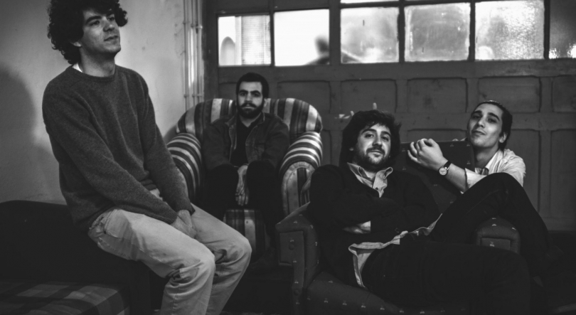 Imagem de Basset Hounds editam álbum homónimo