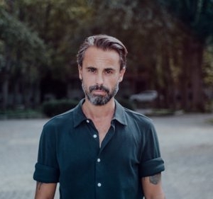 Imagem de André Henriques: a voz dos Linda Martini a solo