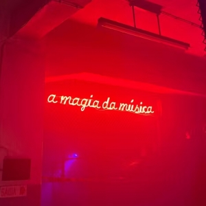 Imagem de “Club Culture: um encontro no escuro”