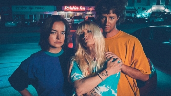 Imagem de Being Dead