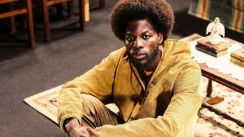 Imagem de “WONDER” de Papillon em destaque na Antena 3