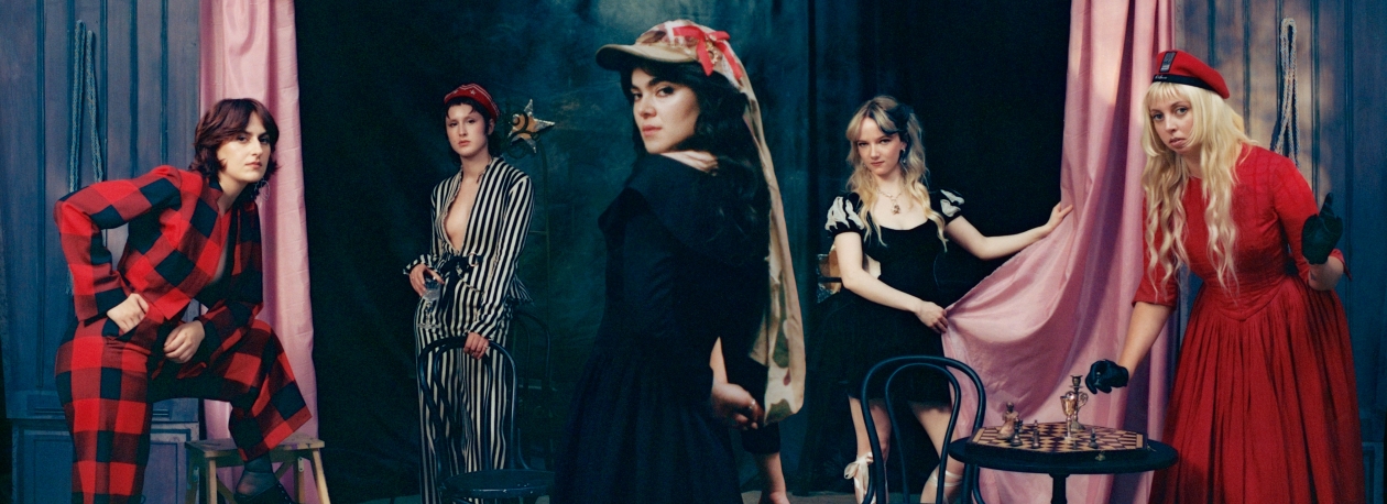 Imagem de The Last Dinner Party: ganha bilhetes para o concerto em Portugal!