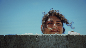 “Morte e Vida Madalena” de Guto Parente chega aos cinemas dia 20 de agosto