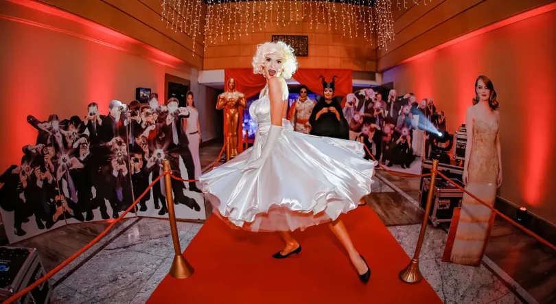 Fricção Científica: O culto das celebridades estará associado a maior submissão à autoridade?